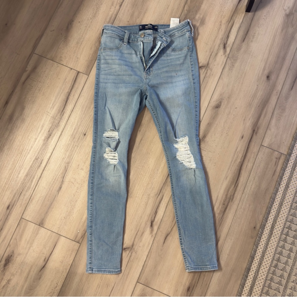 Hollister 4S - Stylish Light Blue Distressed Women Jeans